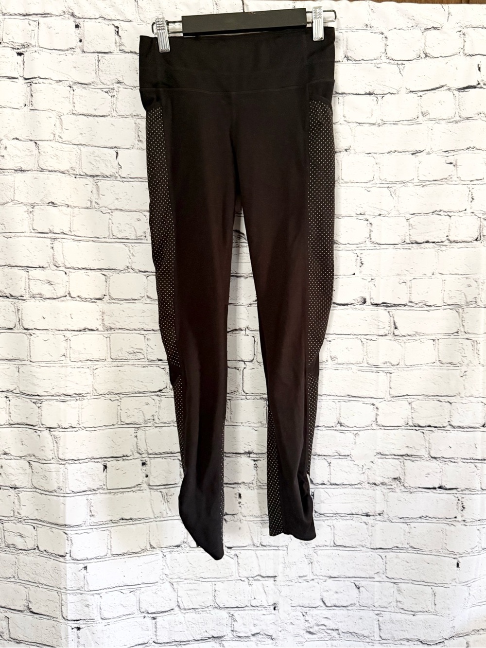 ATHLETA. BLACK Leggings. Size XS